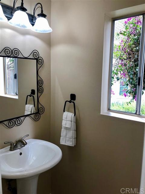 1817 Via Quinto, Oceanside, CA 92056 photo 18