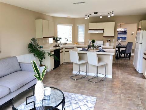 1817 Via Quinto, Oceanside, CA 92056 photo 12
