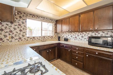 2106 Winchester St, Oceanside, CA 92054 photo 8