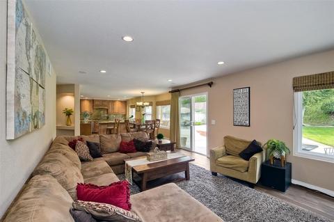 12619 Stoutwood St, Poway, CA 92064 photo 8