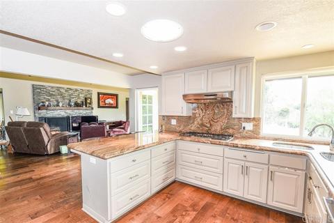 2259 Via Rancheros, Fallbrook, CA 92028 photo 9
