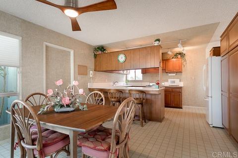 228 E Millan St, Chula Vista, CA 91910 photo 4