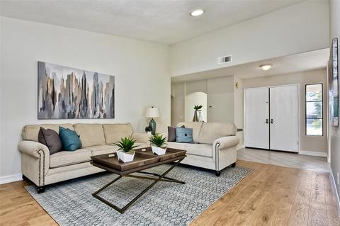4474 Saint Andrews Pl, Oceanside, CA 92057 photo 3