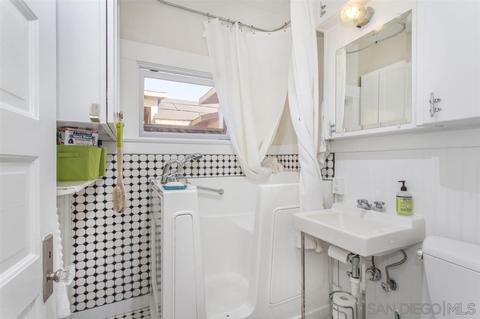 1215 10th St, Coronado, CA 92118 photo 16