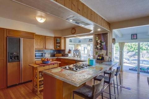 4255 Eastridge Dr, La Mesa, CA 91941 photo 14