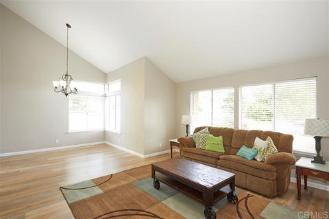 4652 Caneel Bay Ct, Oceanside, CA 92057 photo 2