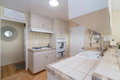 819 Floyd Ave, Chula Vista, CA 91910 photo 2