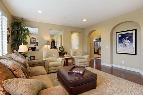 242 Clayton Parkinson Ct, Fallbrook, CA 92028 photo 8