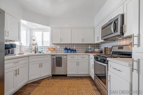 808 Leonard Ave, Oceanside, CA 92054 photo 2