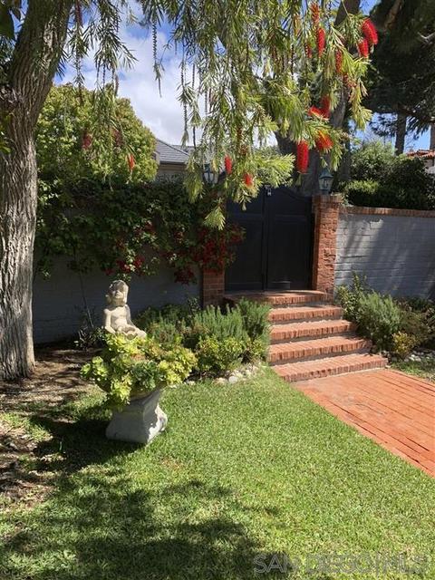 6012 Waverly Ave, La Jolla, CA 92037 photo 4