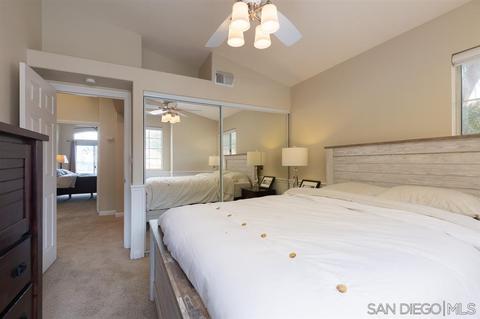 9727 Avenida Colino, Spring Valley, CA 91977 photo 13