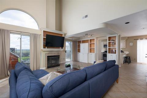 9727 Avenida Colino, Spring Valley, CA 91977 photo 6