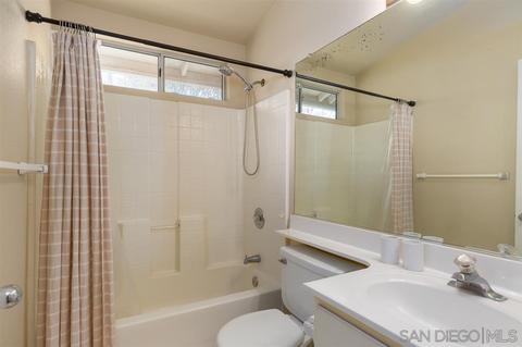 9727 Avenida Colino, Spring Valley, CA 91977 photo 14