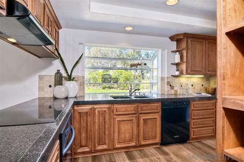 3491 Lawrence St, Carlsbad, CA 92010 photo 9
