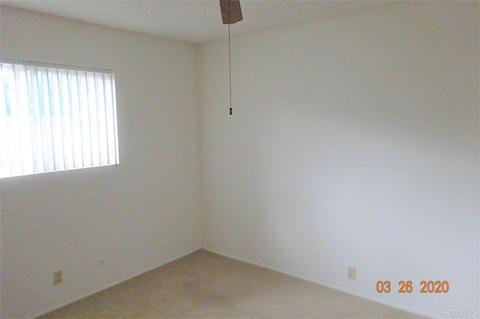 3235 Calle Osuna, Oceanside, CA 92056 photo 5