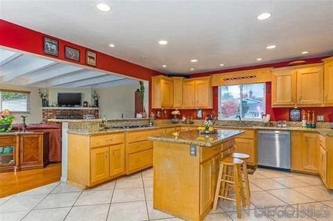 381 E Millan St, Chula Vista, CA 91910 photo 8