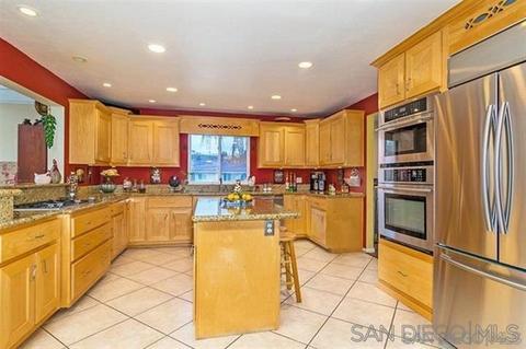381 E Millan St, Chula Vista, CA 91910 photo 6