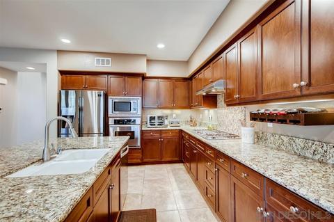 1144 Breakaway Dr, Oceanside, CA 92057 photo 6