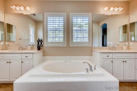 1144 Breakaway Dr, Oceanside, CA 92057 photo 14