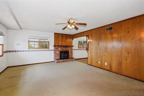 8670 Dallas St, La Mesa, CA 91942 photo 2