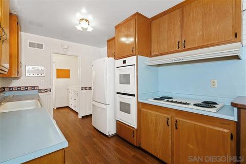 8670 Dallas St, La Mesa, CA 91942 photo 6
