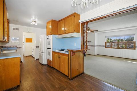 8670 Dallas St, La Mesa, CA 91942 photo 4