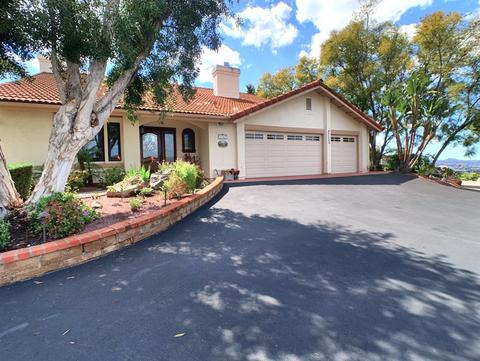 1163 Avocado Summit Dr, El Cajon, CA 92019 photo 2