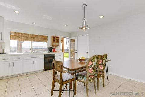 1532 Applegate St, Chula Vista, CA 91913 photo 4