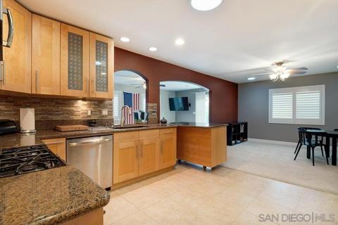 10045 Holborn St, Santee, CA 92071 photo 6