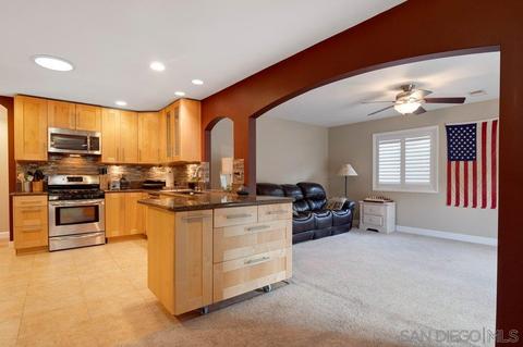 10045 Holborn St, Santee, CA 92071 photo 8