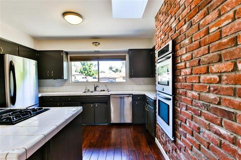 848 Omar Dr, Escondido, CA 92025 photo 6
