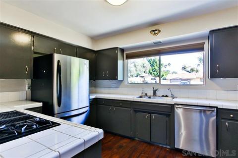 848 Omar Dr, Escondido, CA 92025 photo 7