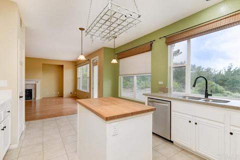 16642 Granite Dr, Ramona, CA 92065 photo 2