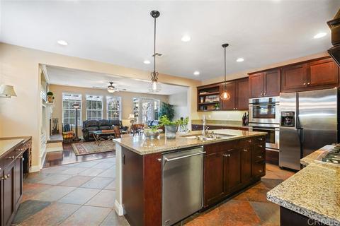 2686 Peppertree Way, Carlsbad, CA 92009 photo 7