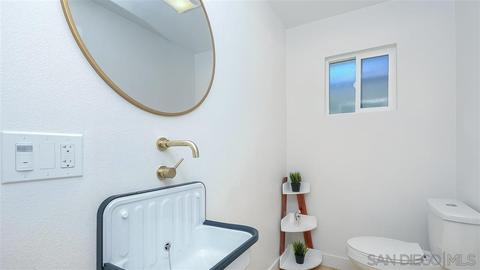 1549 Hunsaker St, Oceanside, CA 92054 photo 11