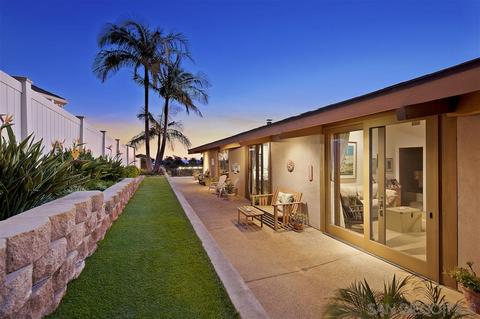 6051 Folsom Dr, La Jolla, CA 92037 photo 9