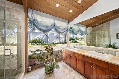 6051 Folsom Dr, La Jolla, CA 92037 photo 14