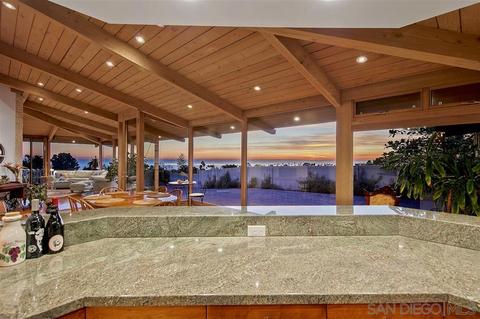 6051 Folsom Dr, La Jolla, CA 92037 photo 12