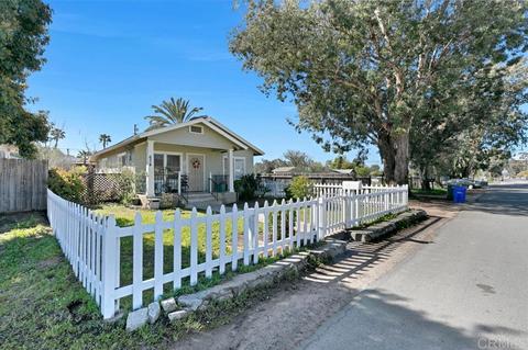 634 D St, Ramona, CA 92065 photo 4