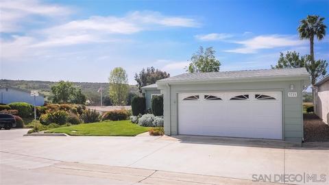 3721 Clove Way, Oceanside, CA 92057 photo 2