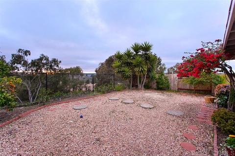 325 San Dimas Ave, Oceanside, CA 92057 photo 6