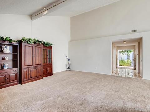 4726 Galicia Way, Oceanside, CA 92056 photo 7