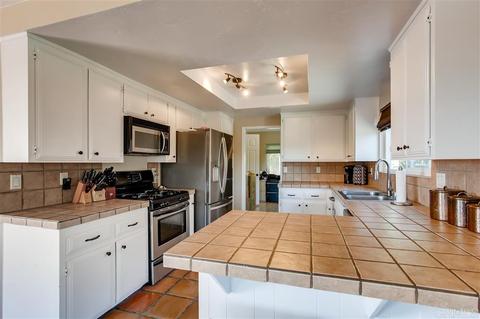 1519 Maxwell Ln, Vista, CA 92084 photo 3