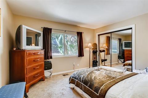1519 Maxwell Ln, Vista, CA 92084 photo 13