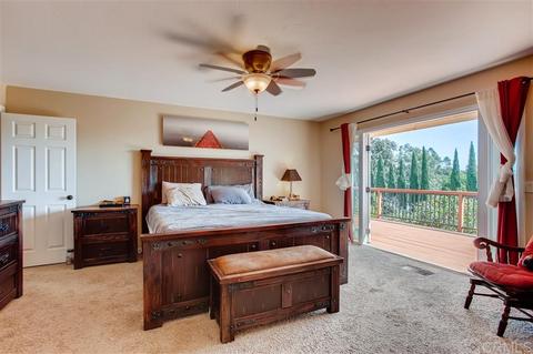 1519 Maxwell Ln, Vista, CA 92084 photo 10