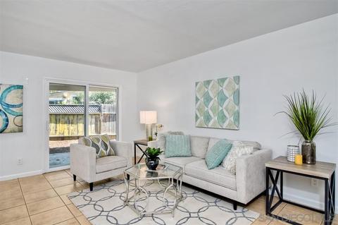 176 Francesca, Oceanside, CA 92057 photo 2