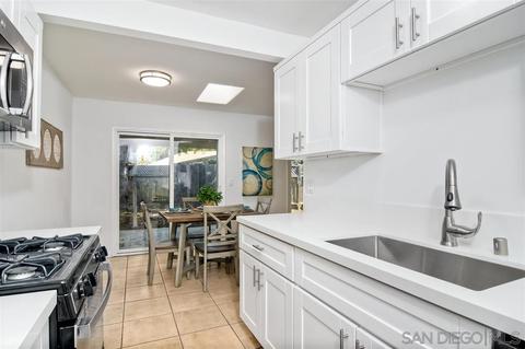 176 Francesca, Oceanside, CA 92057 photo 9