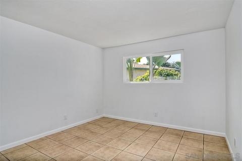 176 Francesca, Oceanside, CA 92057 photo 11