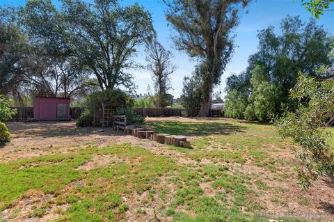 2768 Surrey Ln, Escondido, CA 92029 photo 15