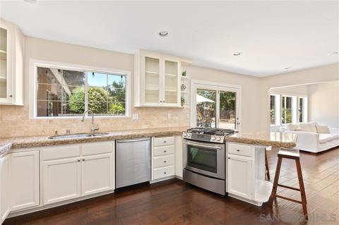 2768 Surrey Ln, Escondido, CA 92029 photo 7
